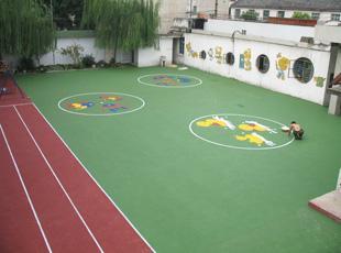 不要傷害祖國的花朵，幼兒園選擇成都塑膠場(chǎng)地一定注意這些